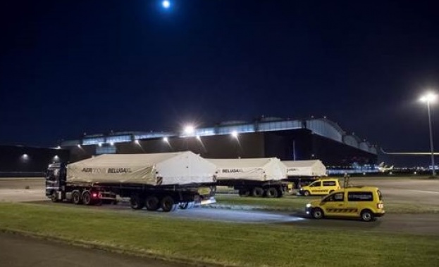 BelugaXL влиза във финалния хангар