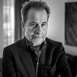 Улрих Зайдл ще снима в Румъния