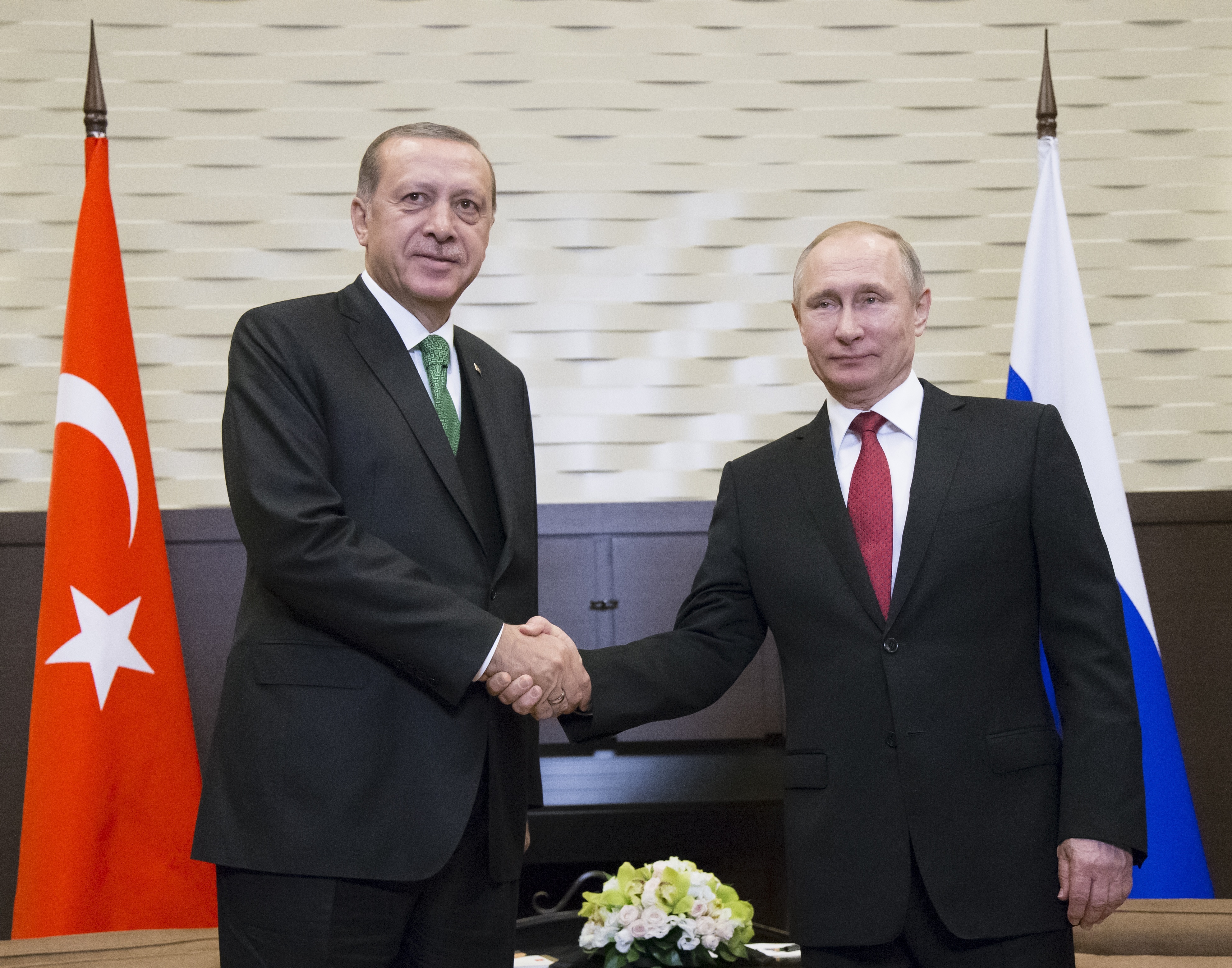 Реджеп Ердоган и Владимир Путин се срещнаха в Сочи в началото на май