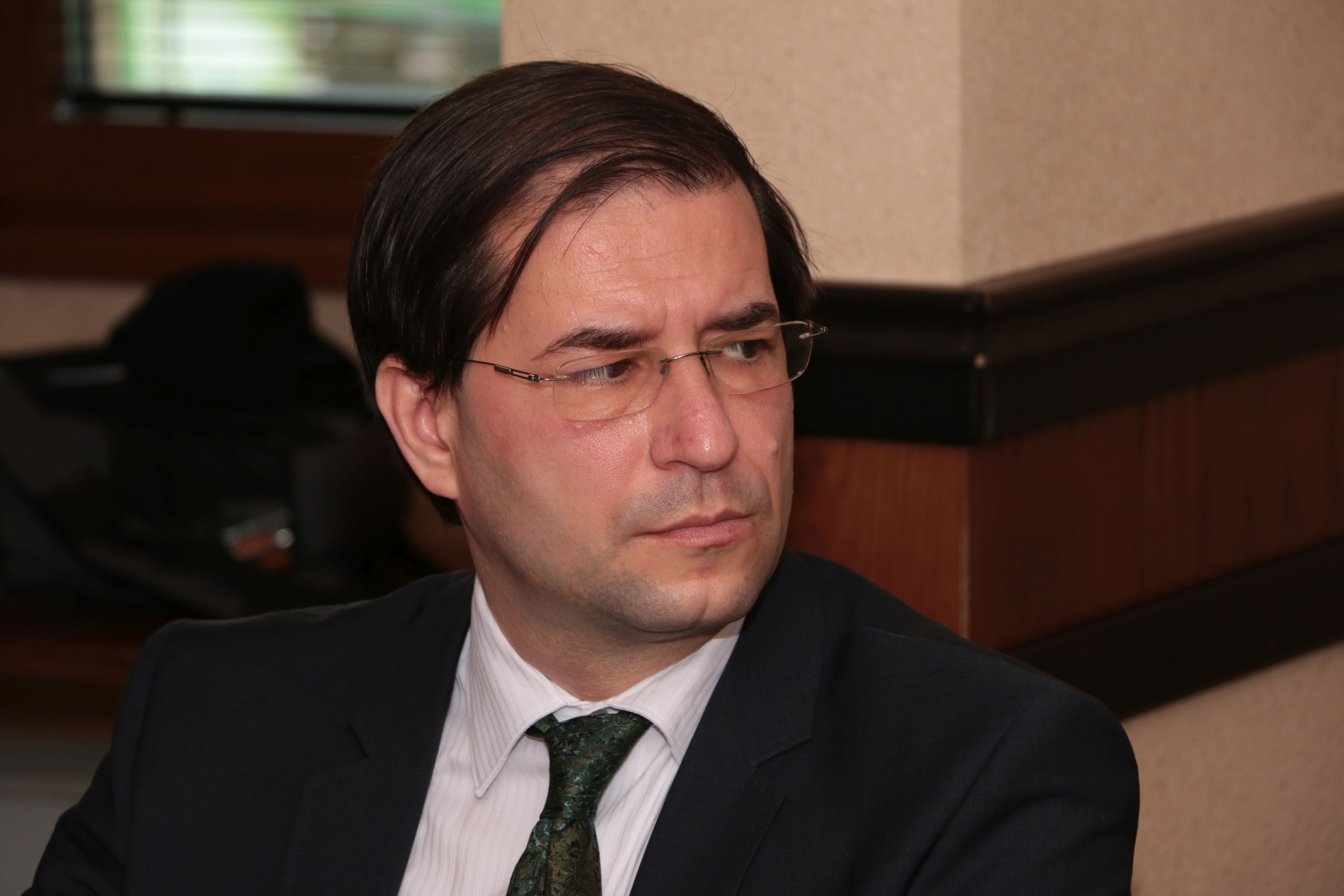 Борислав Цеков ръководи Института за модерна политика