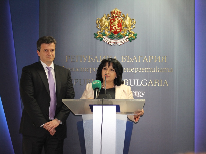 Нашите условия са такъв проект да се реализира на пазарен принцип, каза Петкова
