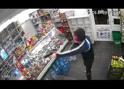МВР търси помощ за издирване на крадец (видео)
