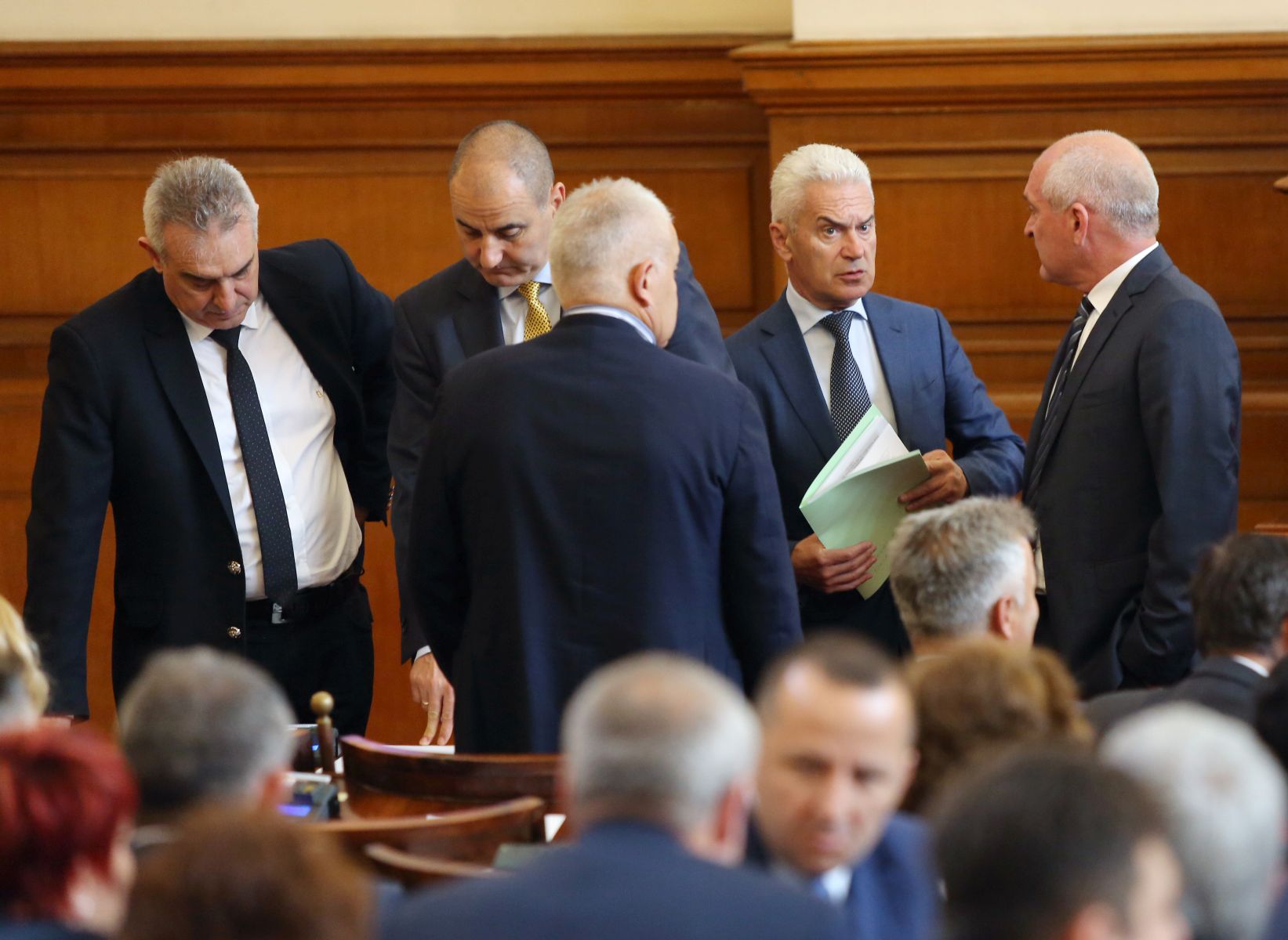 Цветан Цветанов и Волен Сидеров в парламента