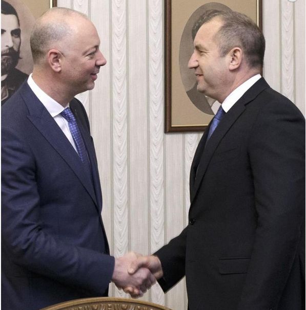 Председателят на агенция ”Електронно управление“ Росен Желязков беше приет от президента