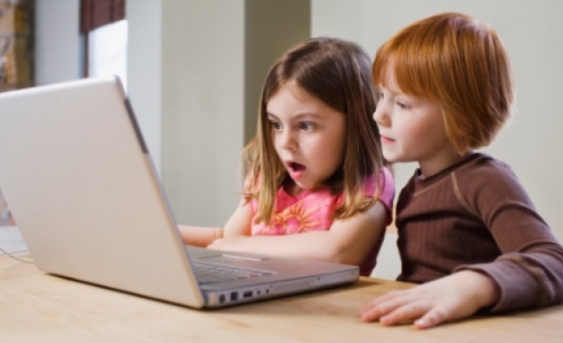 Безплатно българско онлайн приложение пази децата в интернет