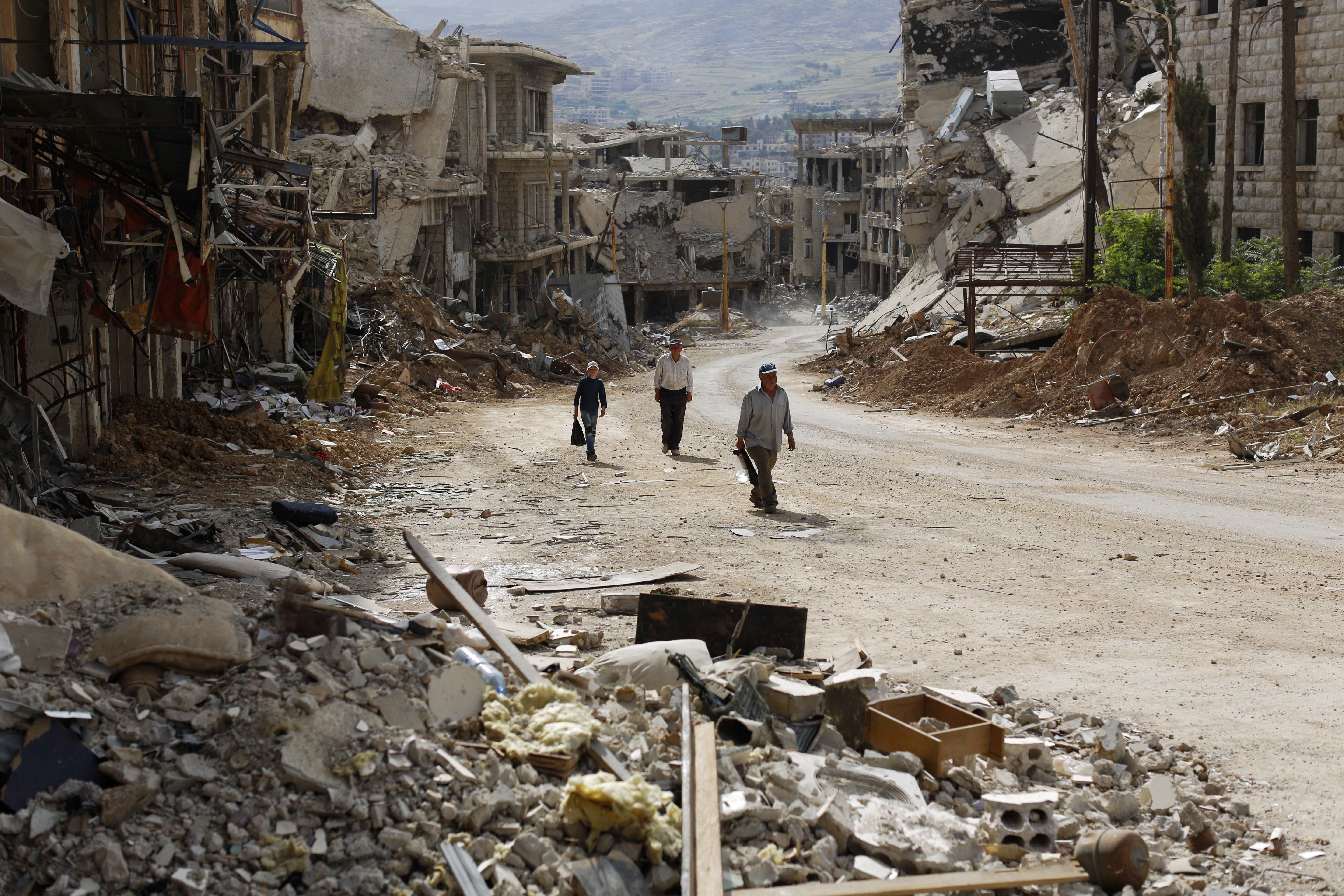 225 загинали цивилни през април от US удари в Сирия