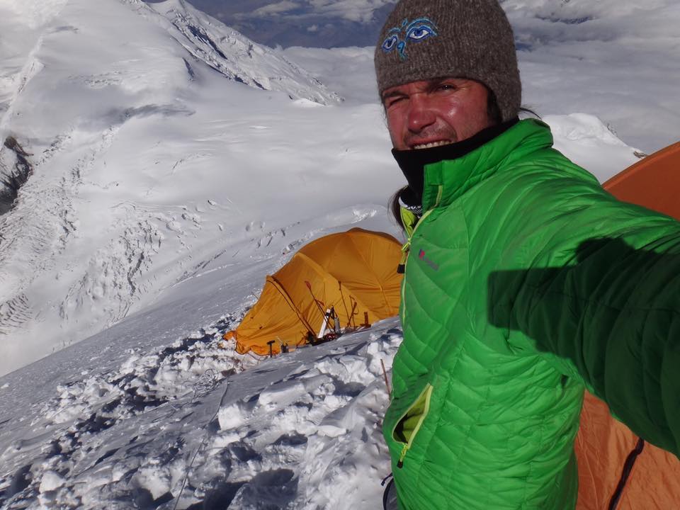 Алпинистът Атанас Скатов: Жив и здрав съм