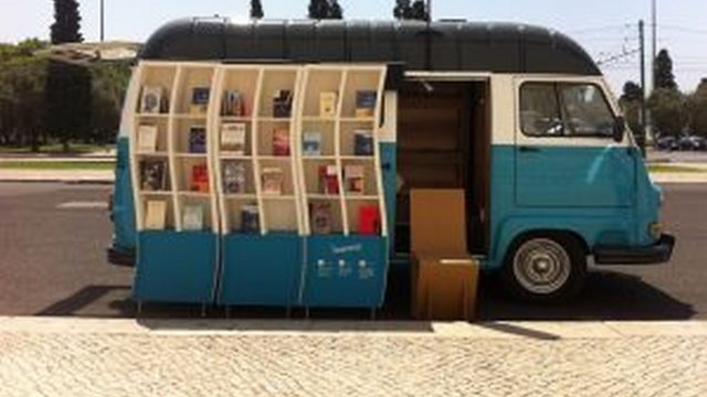 Мобилна книжарница ”Думи на 4 гуми” ще обикаля страната