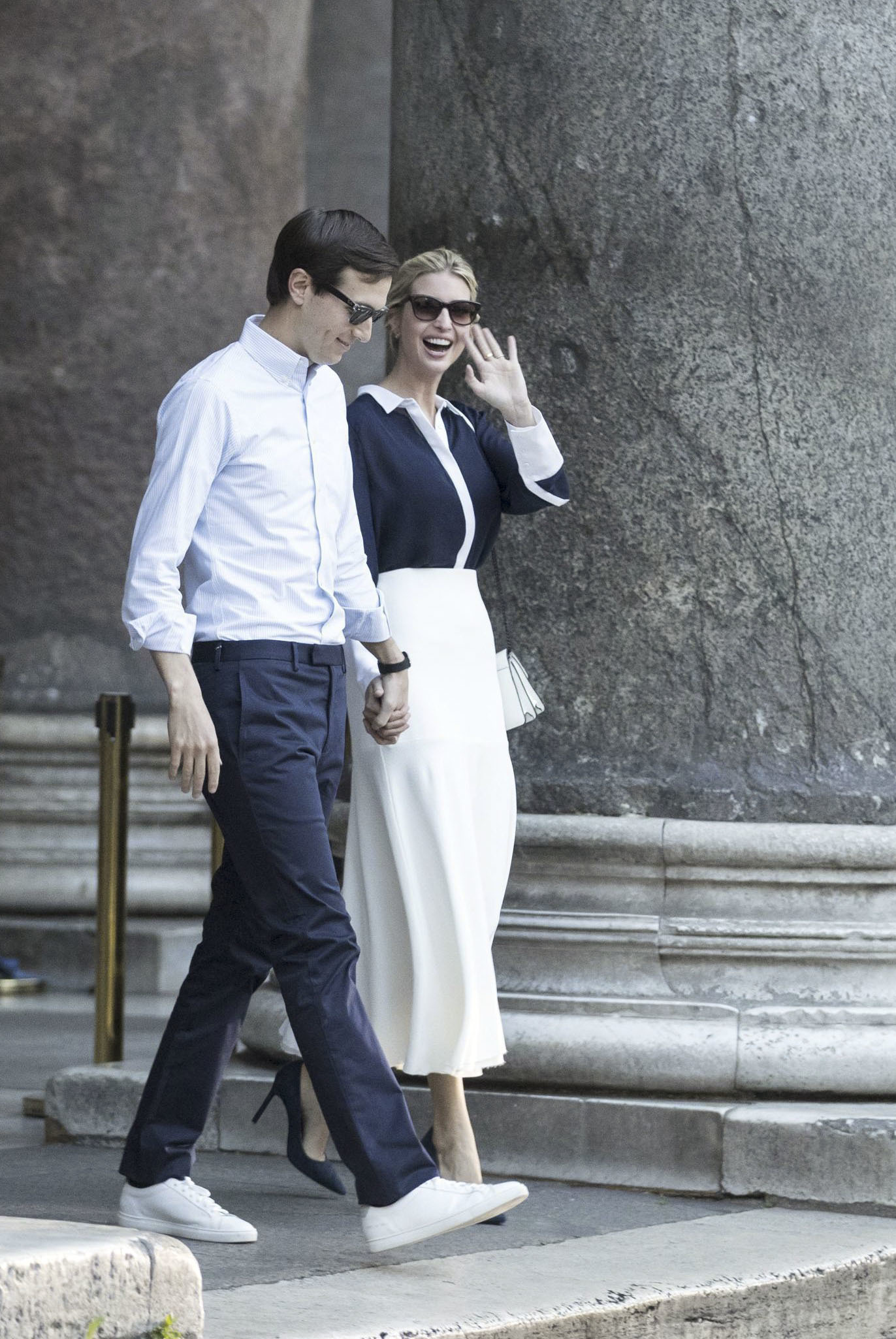 Иванка Тръмп и Джаред Къшнър се разхождат в Рим