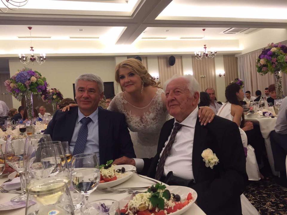 Сватбата на Ева Шарлопова