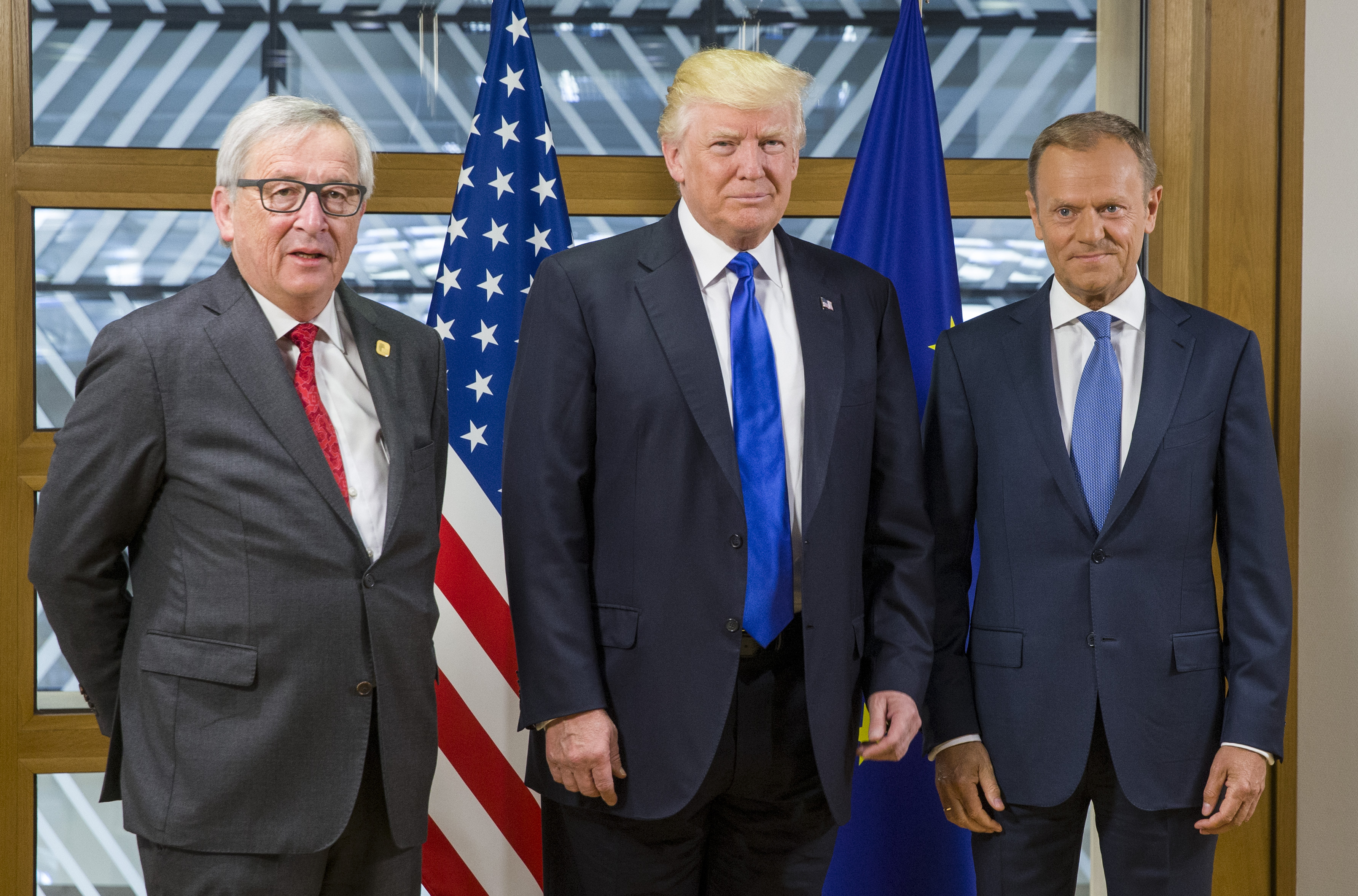 ЕС с ответен удар срещу САЩ заради антируските санкции