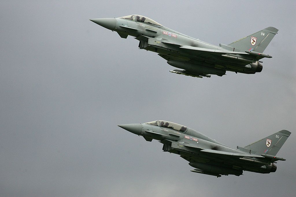 изтребители ”Тайфун” на кралските военновъздушни сили на Великобритания