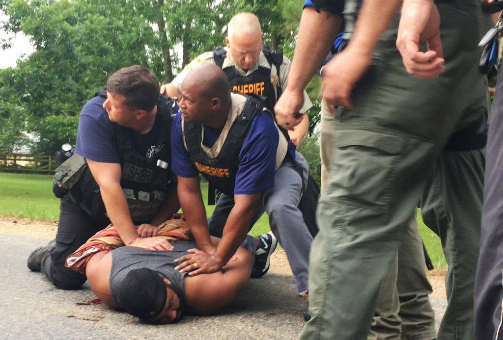 В американския щат Мисисипи бе арестуван мъж, който застрелял осем души