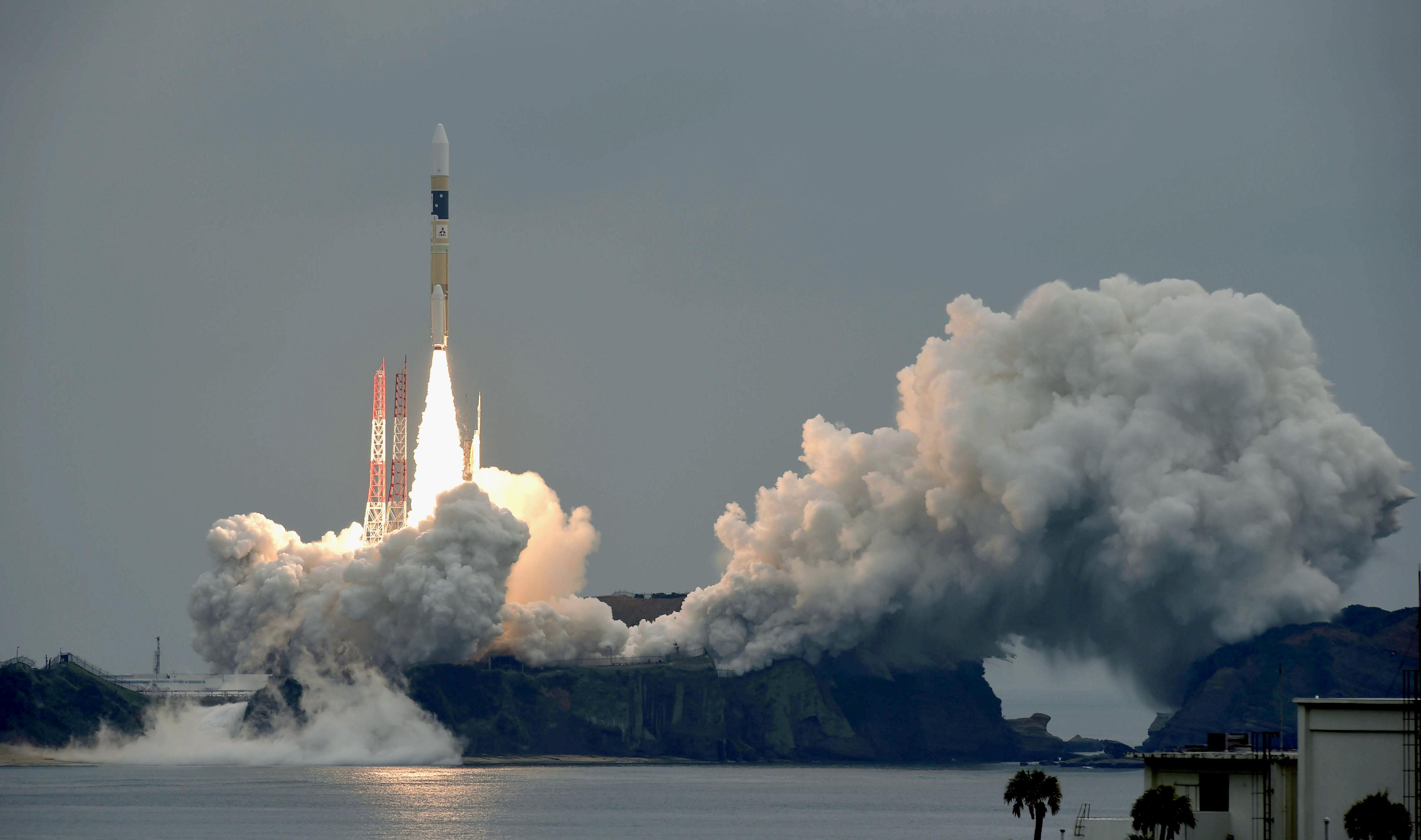 Япония изстреля втори спътник за GPS система (видео)