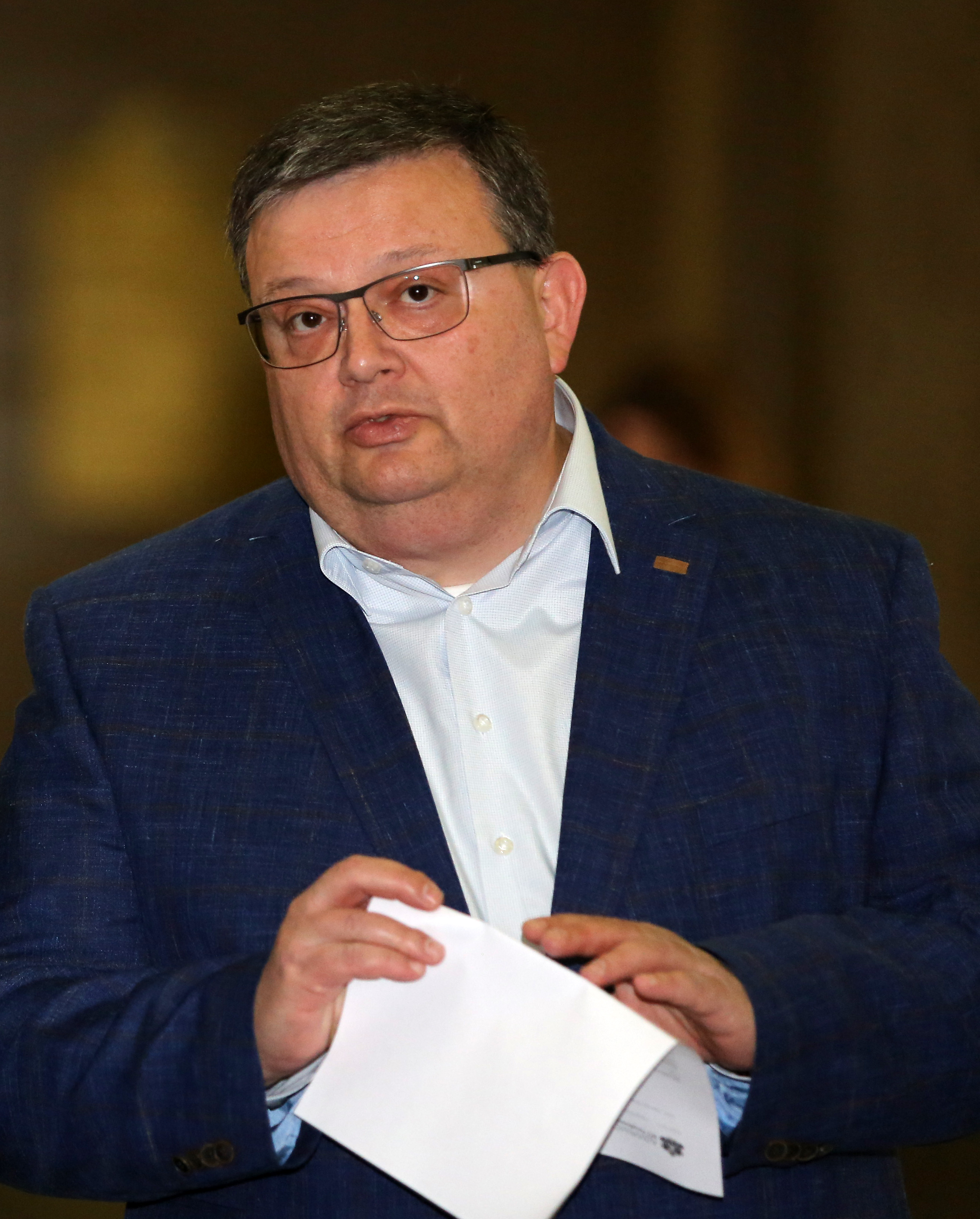 Иззета цялата счетоводна документация на мината, обяви Главният прокурор Сотир Цацаров