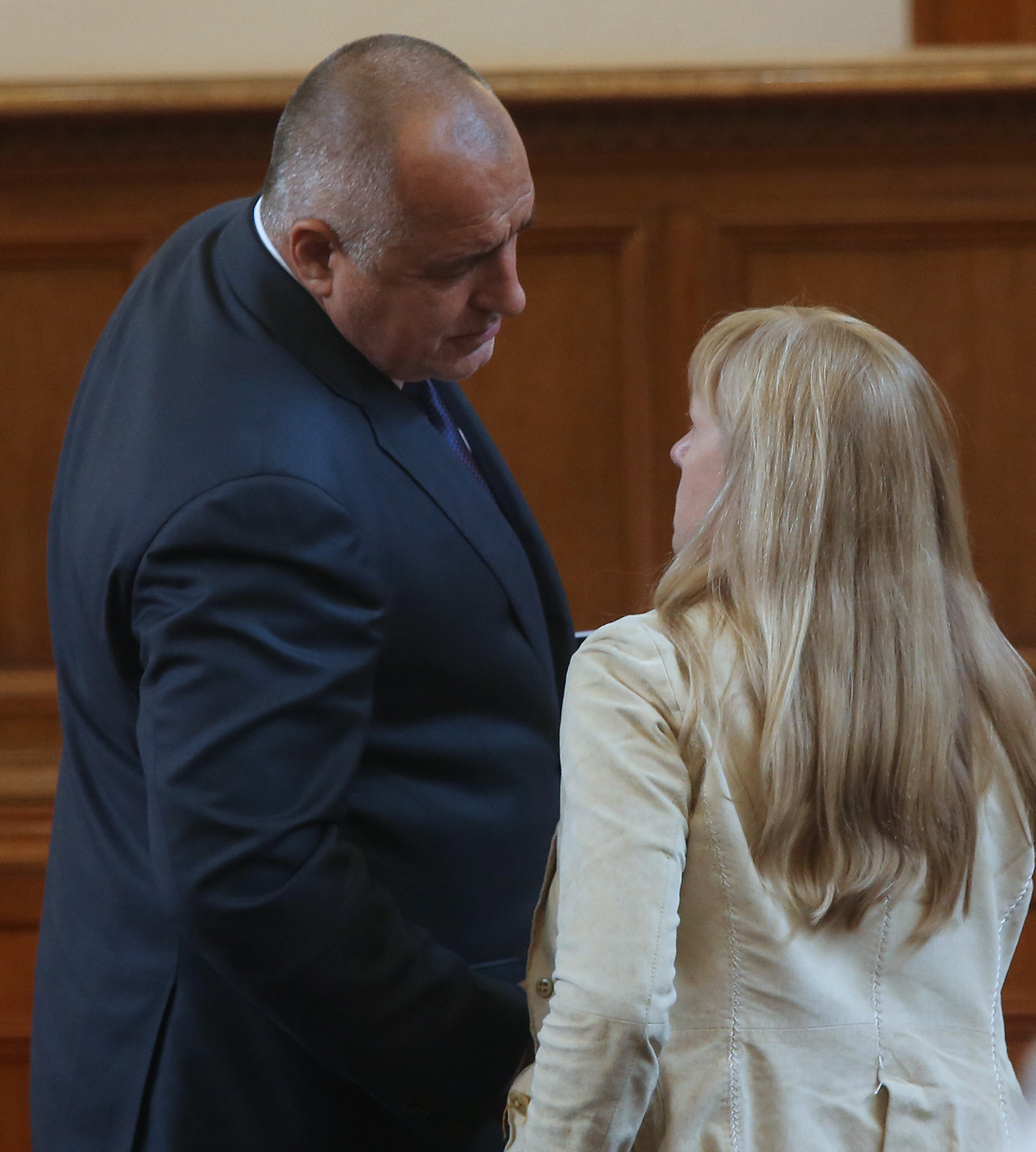 Елена Йончева съди Бойко Борисов за 20 000 лв.