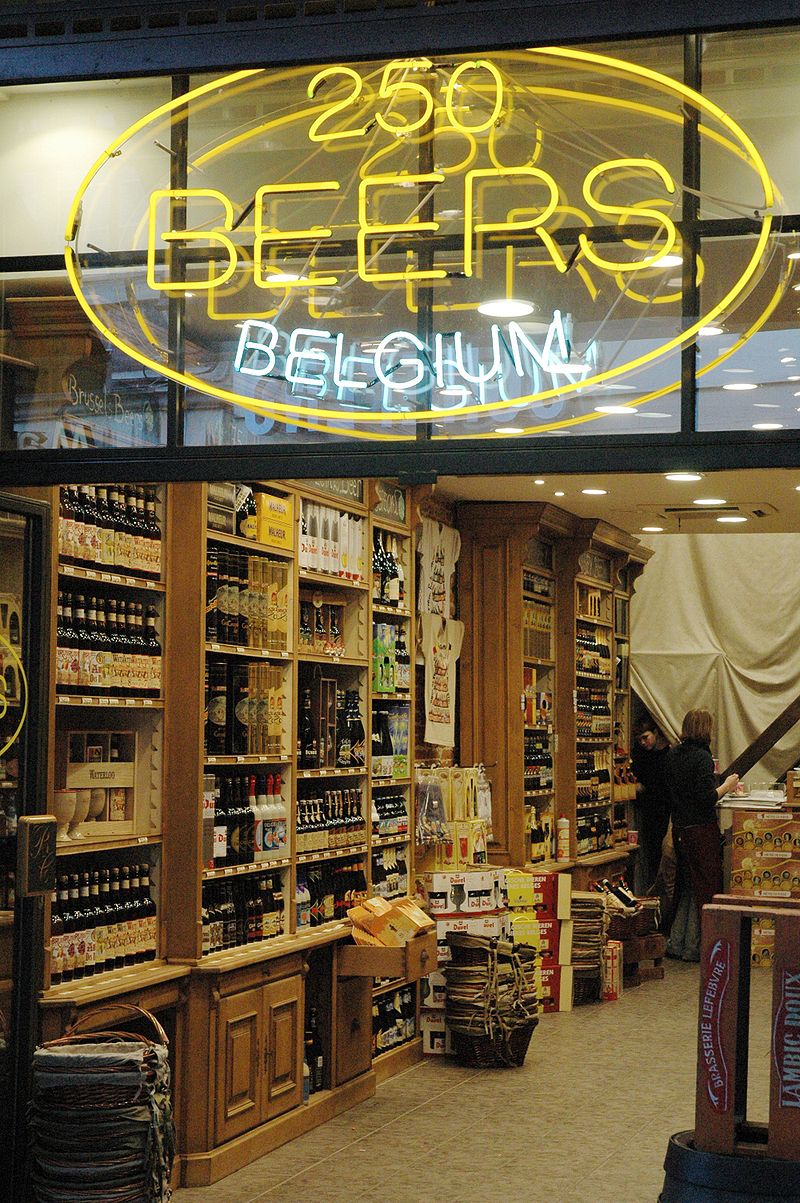 Бира тече по тръбопровод под белгийски град