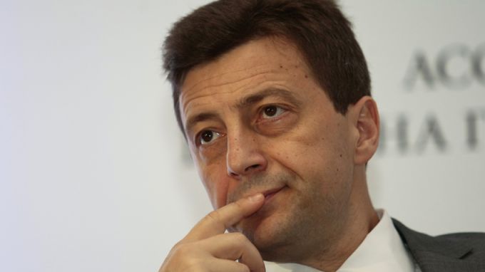 Петър Андронов: Ситуацията  е  далеч по-благоприятна за в Еврозоната отколкото през 2009-а година