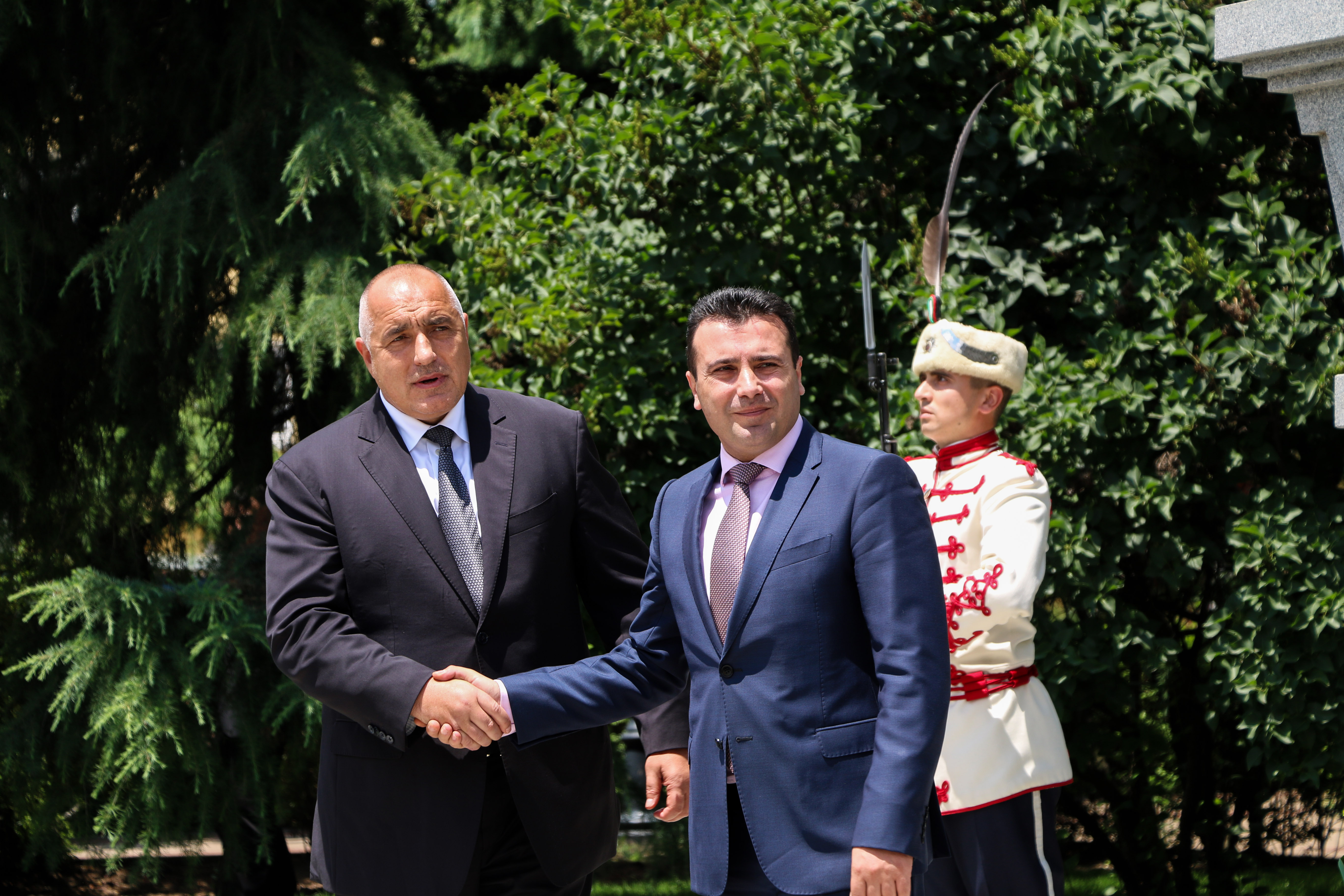 Зоран Заев и Бойко Борисов се срещнаха в София