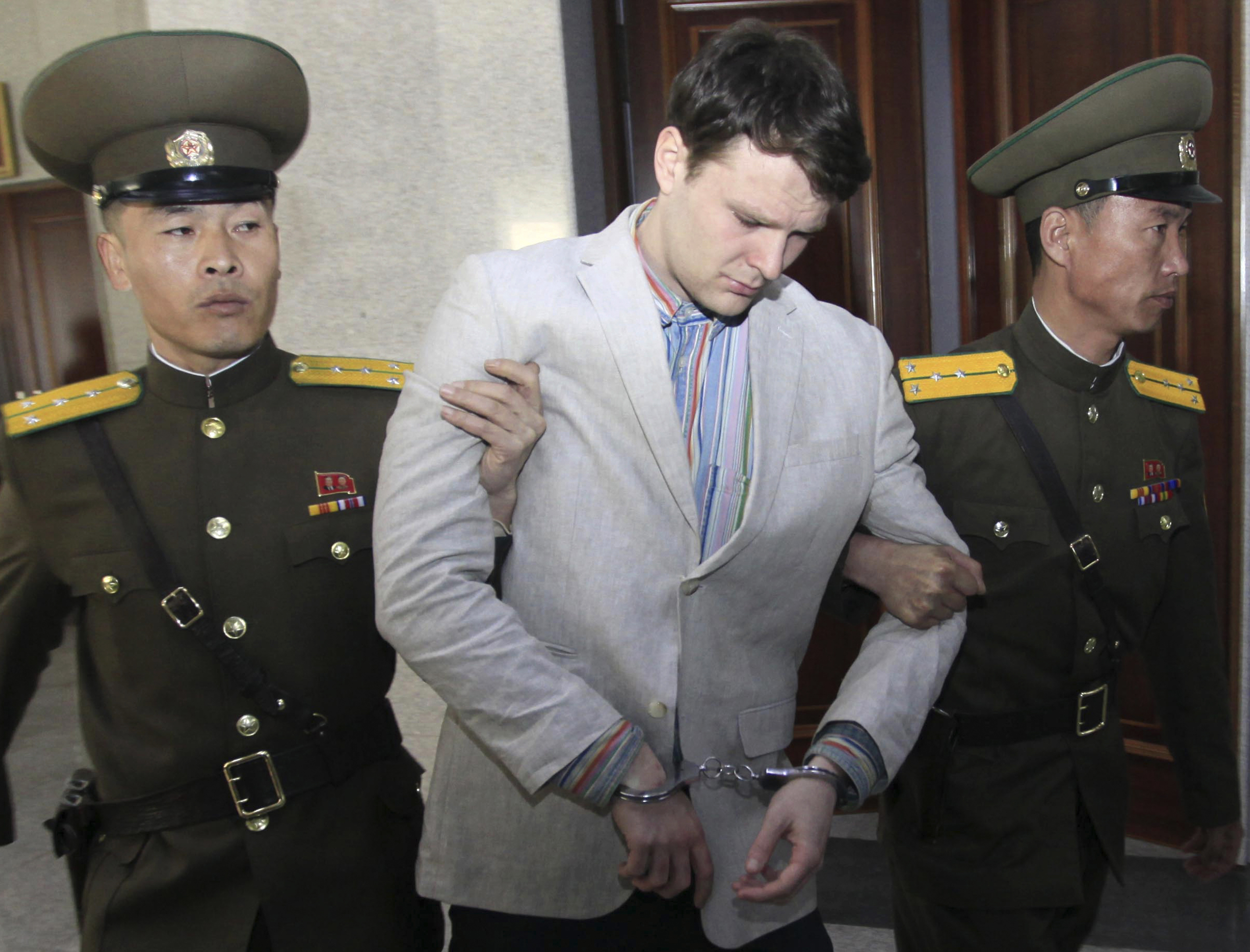 Ото Уормблър беше с тежки мозъчни увреждания след освобождаването му от Северна Корея