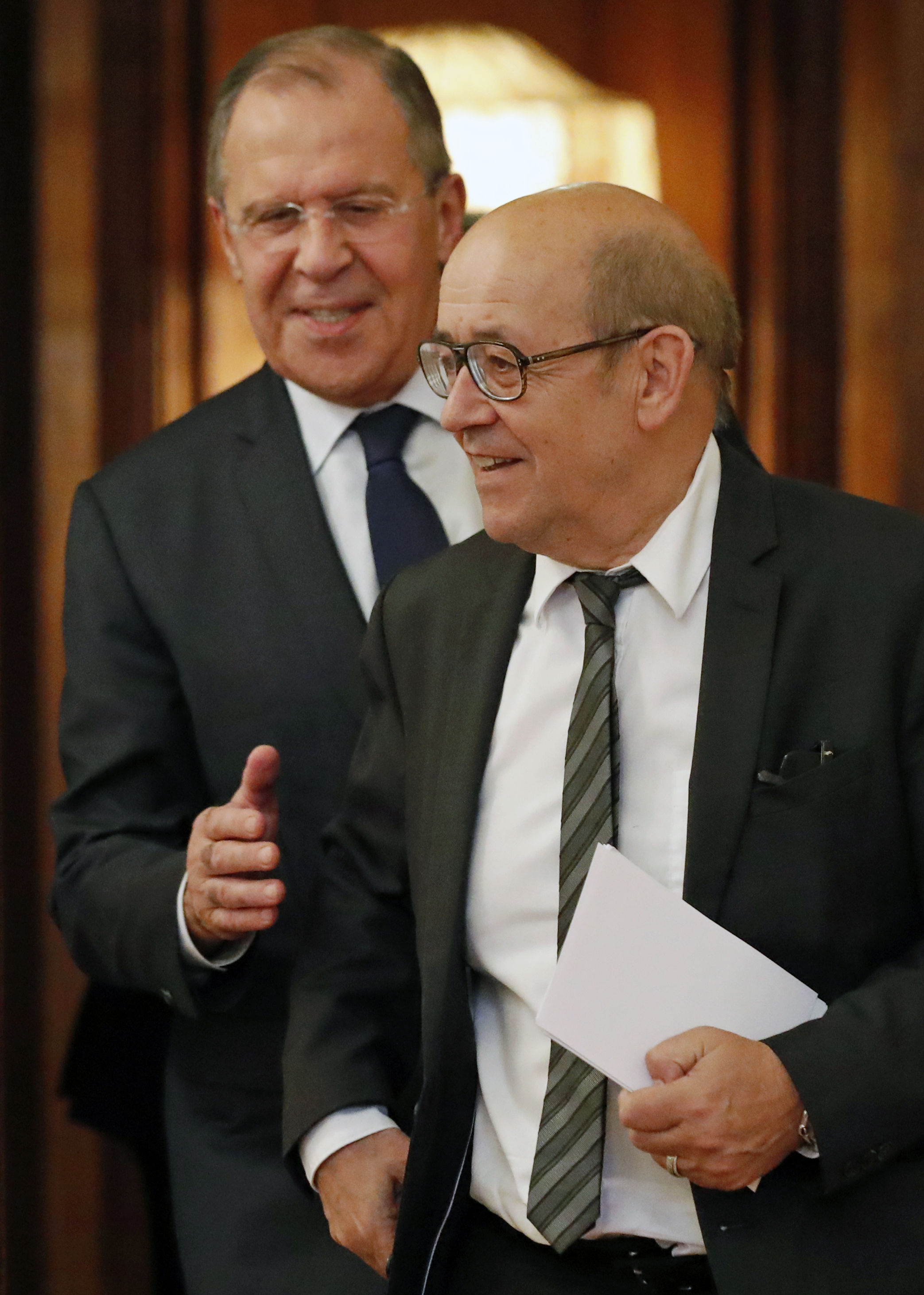 френският външен министър Жан-Ив льо Дриан и руският външен министър Сергей Лавров