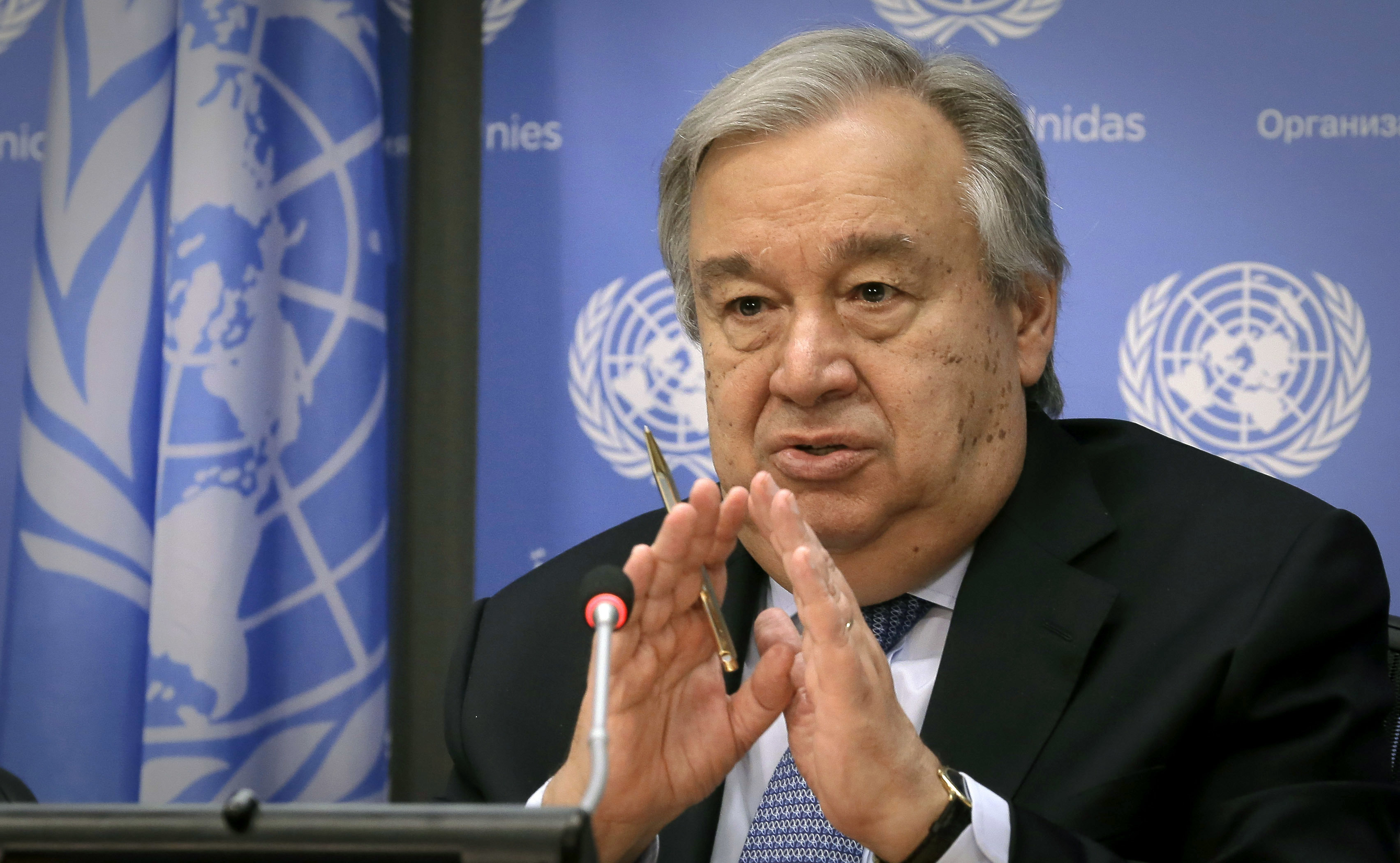 Генералният секретар на ООН Антониу Гутериш каза, че спадът е лоша новина и за развиващите се страни
