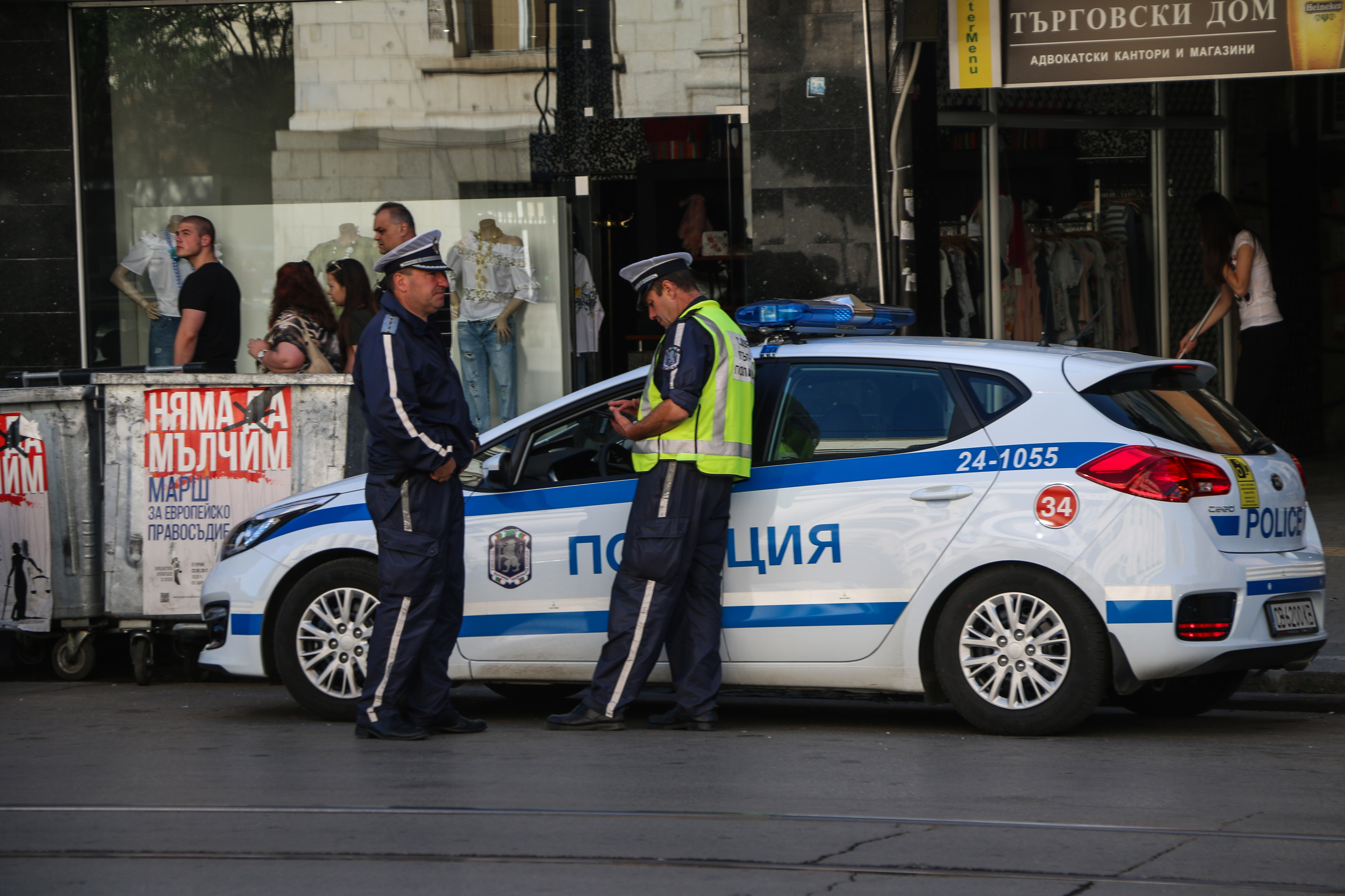 Мъж се простреля в главата при полицейска проверка