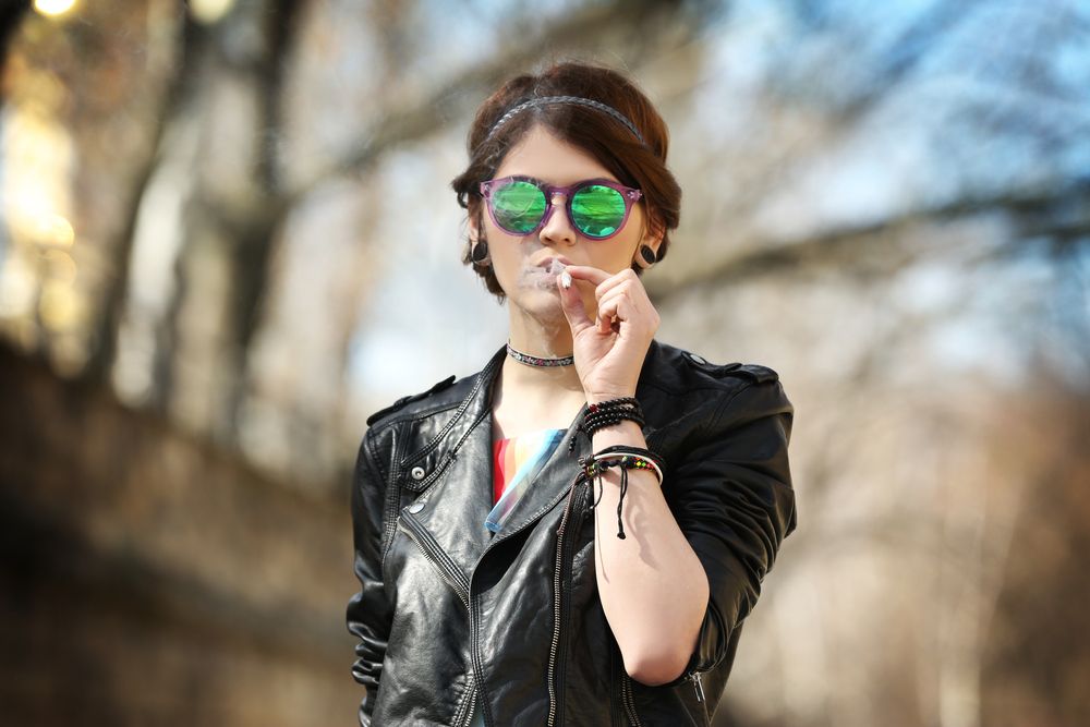 Българските тийнейджъри пети в света по пушене на марихуана