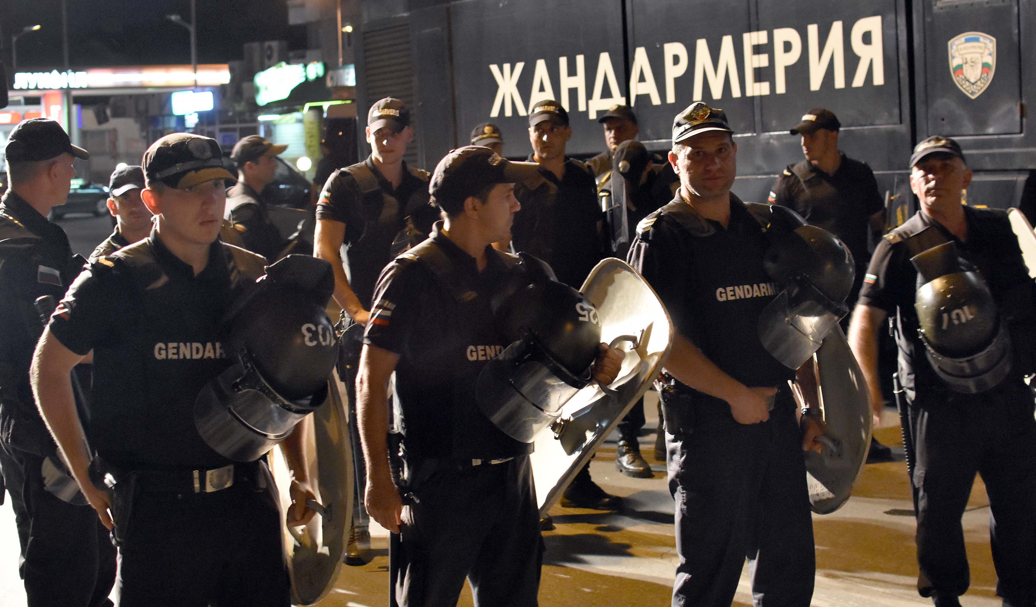 Рокери подкрепиха протестиращите в Асеновград
