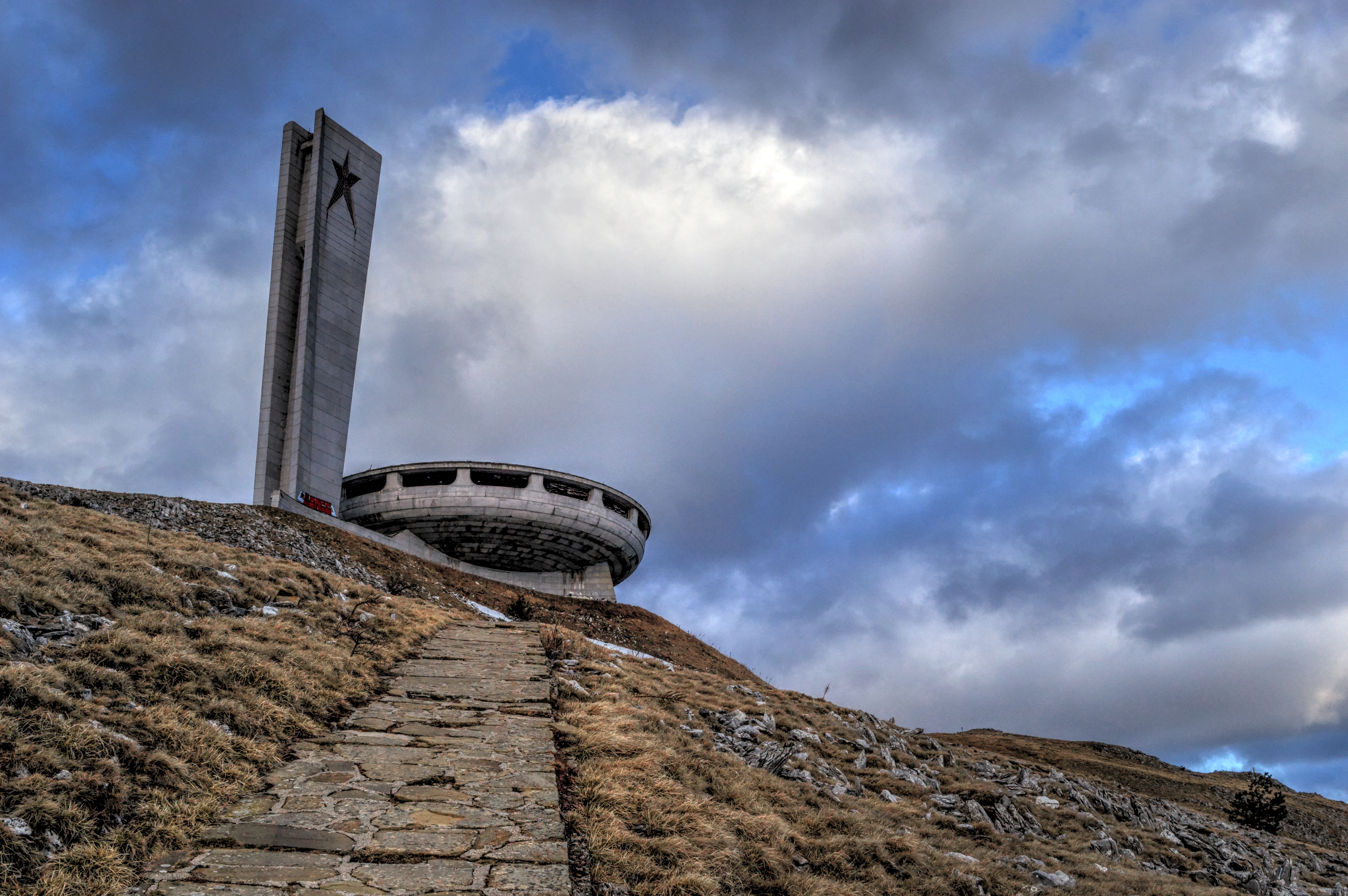 ”Бузлуджа” е сред най-застрашените паметници в Европа