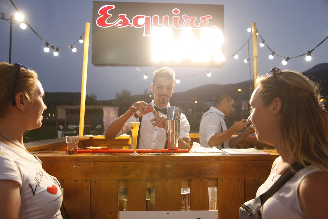 Esquire Bar в Sofia Ring Mall