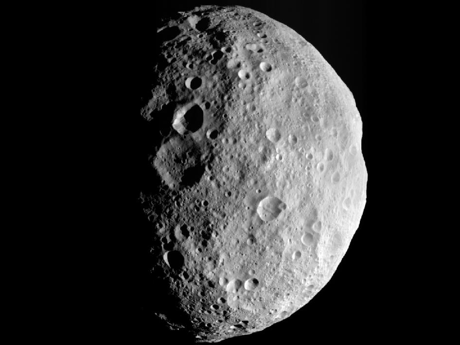 Астероид като Веста би могъл да премахне живота тук, за щастие такива са много далеч
