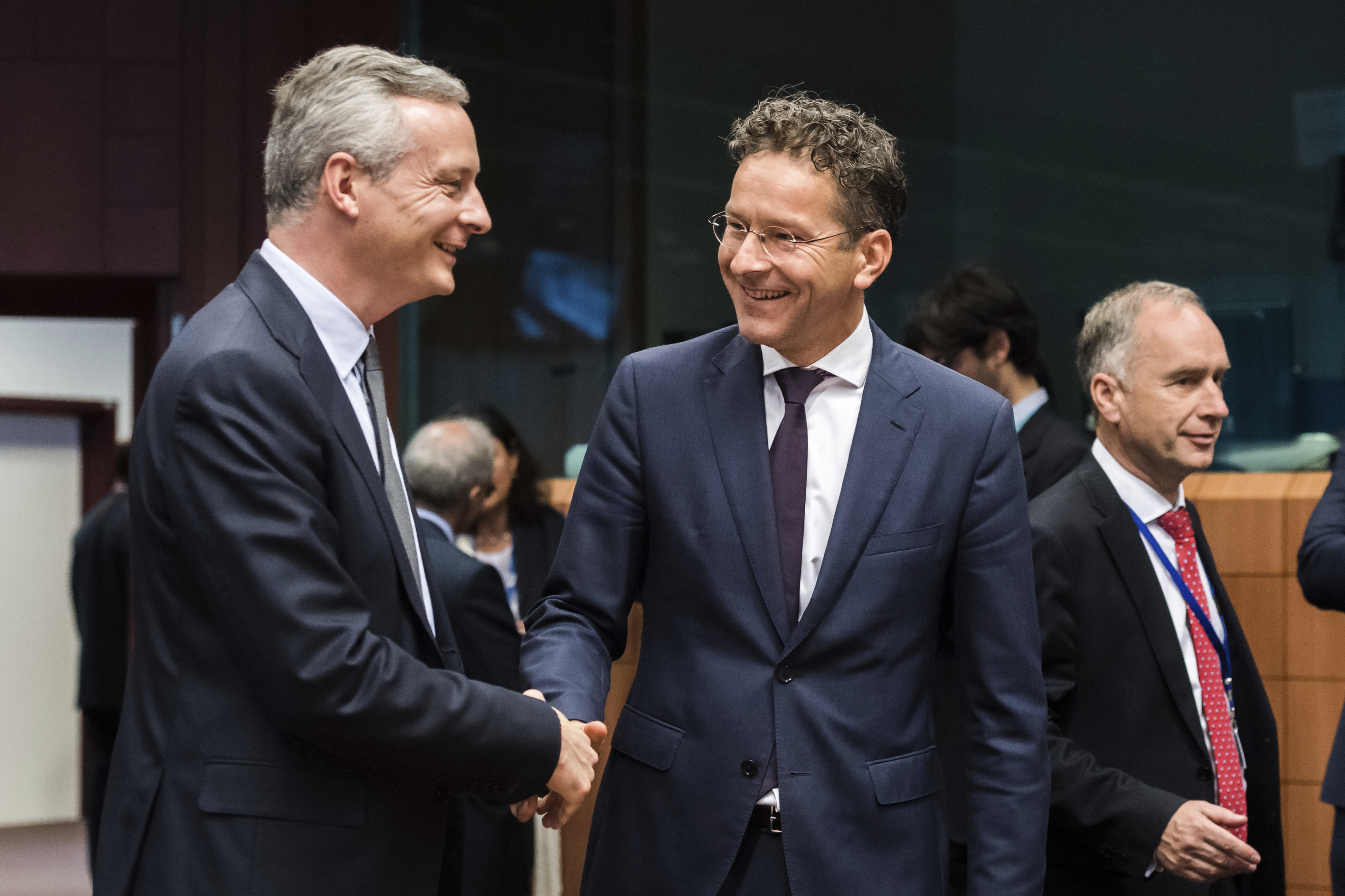 Министрите на финансите от ЕС почти се разбраха за бюджета на еврозоната, но не съвсем