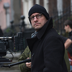 Содърбърг ще снима следващия си филм с телефон