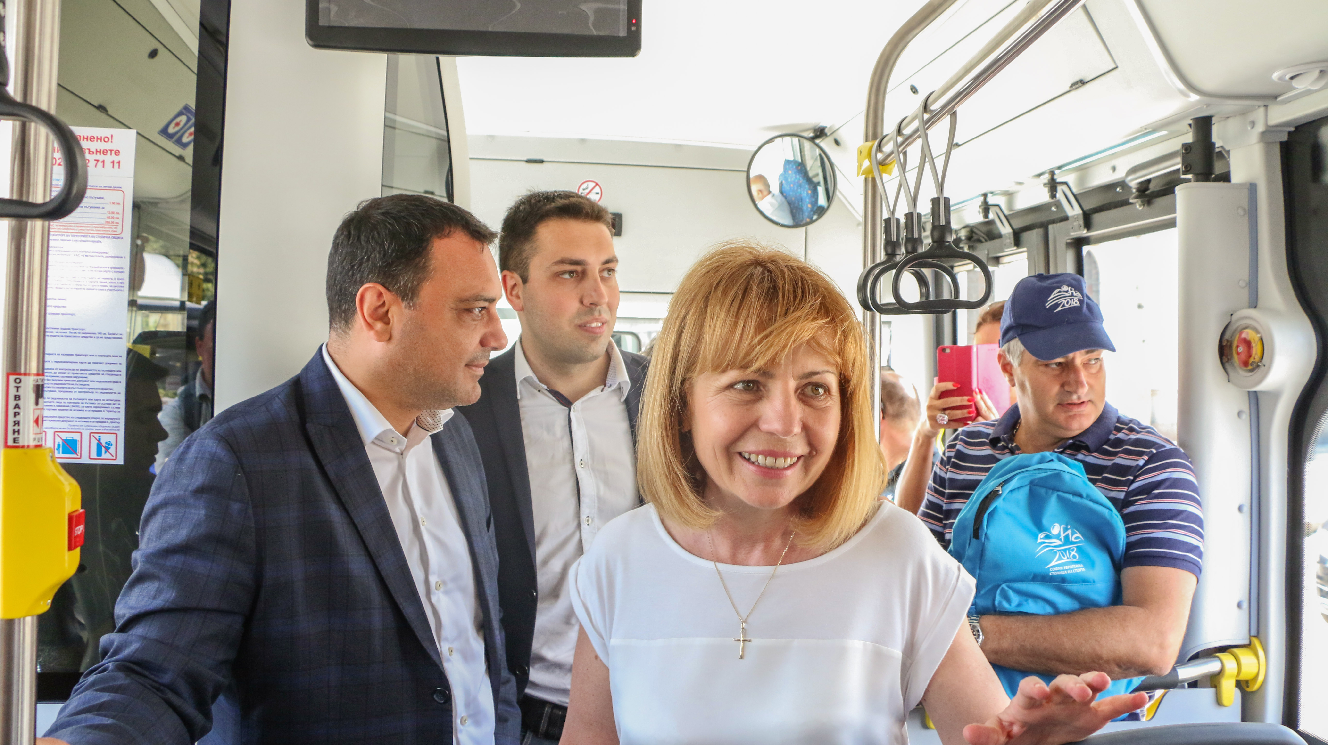 Ивайло Московски и Йорданка Фандъкова на официалния старт на новите автобуси