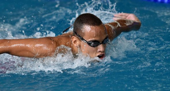 Антъни Иванов направи невероятно плуване на полуфинала на 200 м бътерфлай