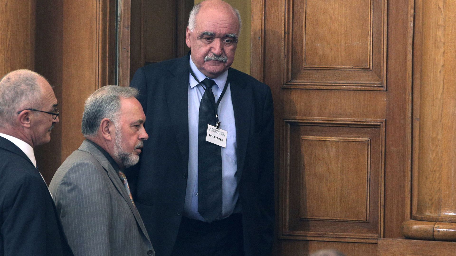 Коронавирусът не е плод на черната биология и не е