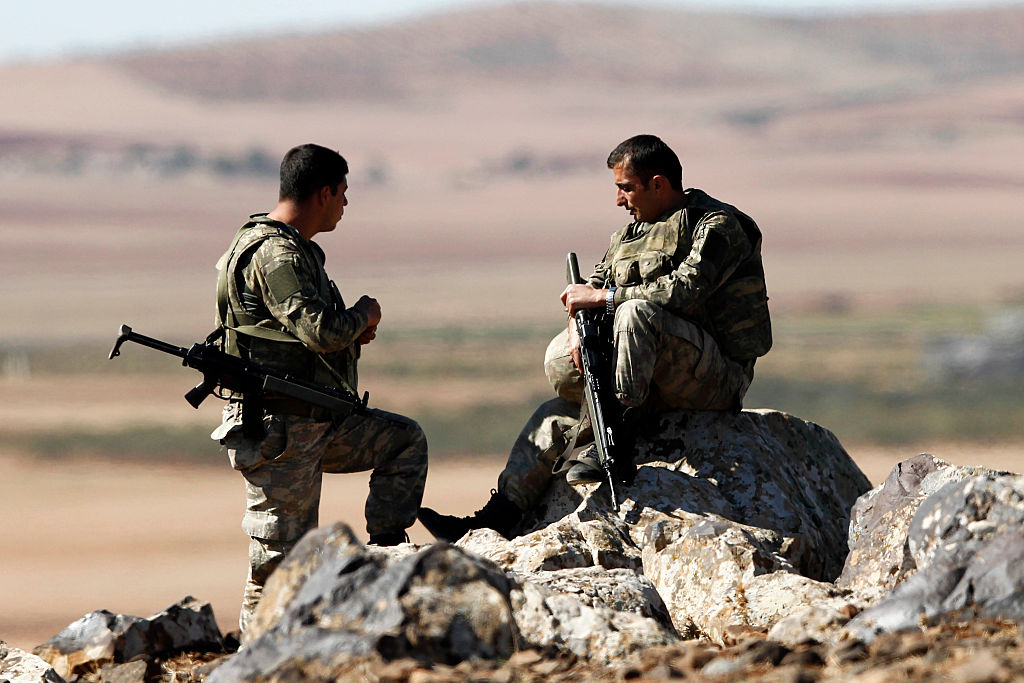 Хизбула и сирийската армия атакуват ИД