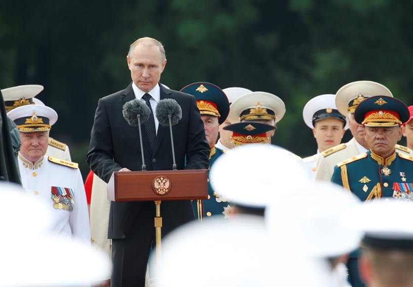 Президентът Владимир Путин поздрави екипажите на корабите