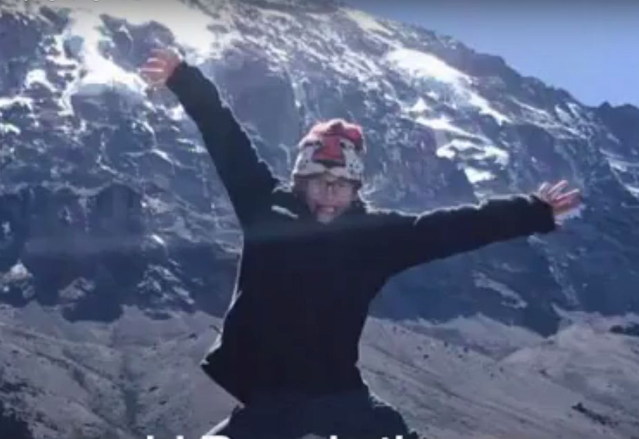 8-годишната Рокси Гетър изкачи Килиманджаро