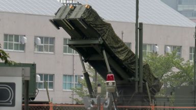 САЩ се оттеглят временно от договора с Русия за ракетите в Европа