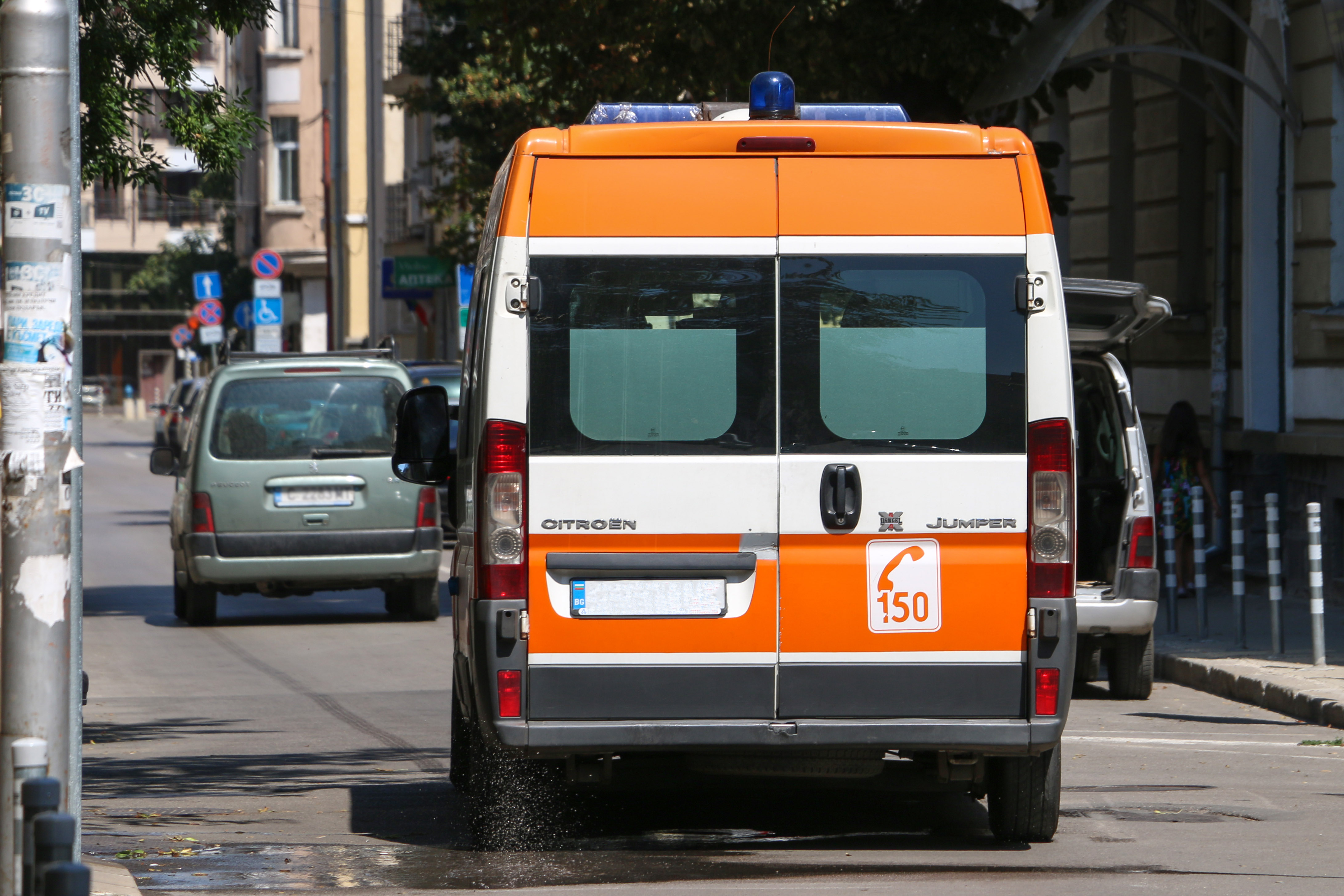 Млад мъж е тежко ранен при взрив край София