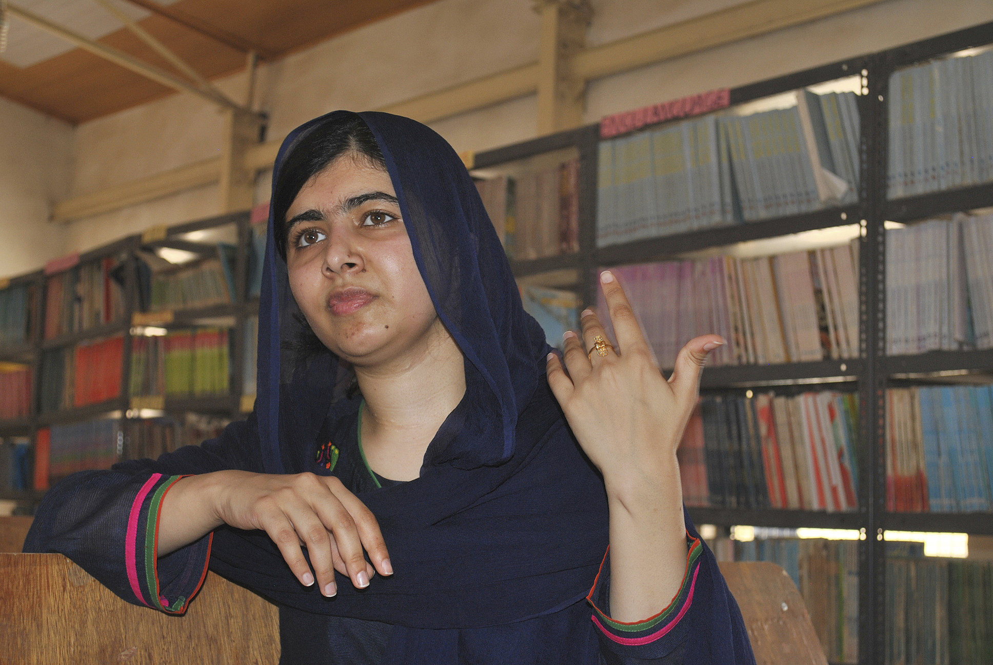 Най-младата нобелистка Малала Юсуфзай ще учи в Оксфорд