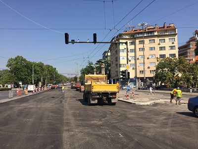 Ремонтът на ”Цариградско шосе” предизвика големи задръствания