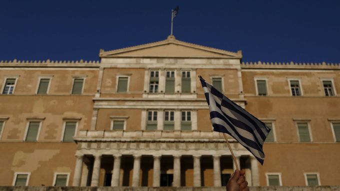 “Фич“ повиши кредитния рейтинг на Гърция