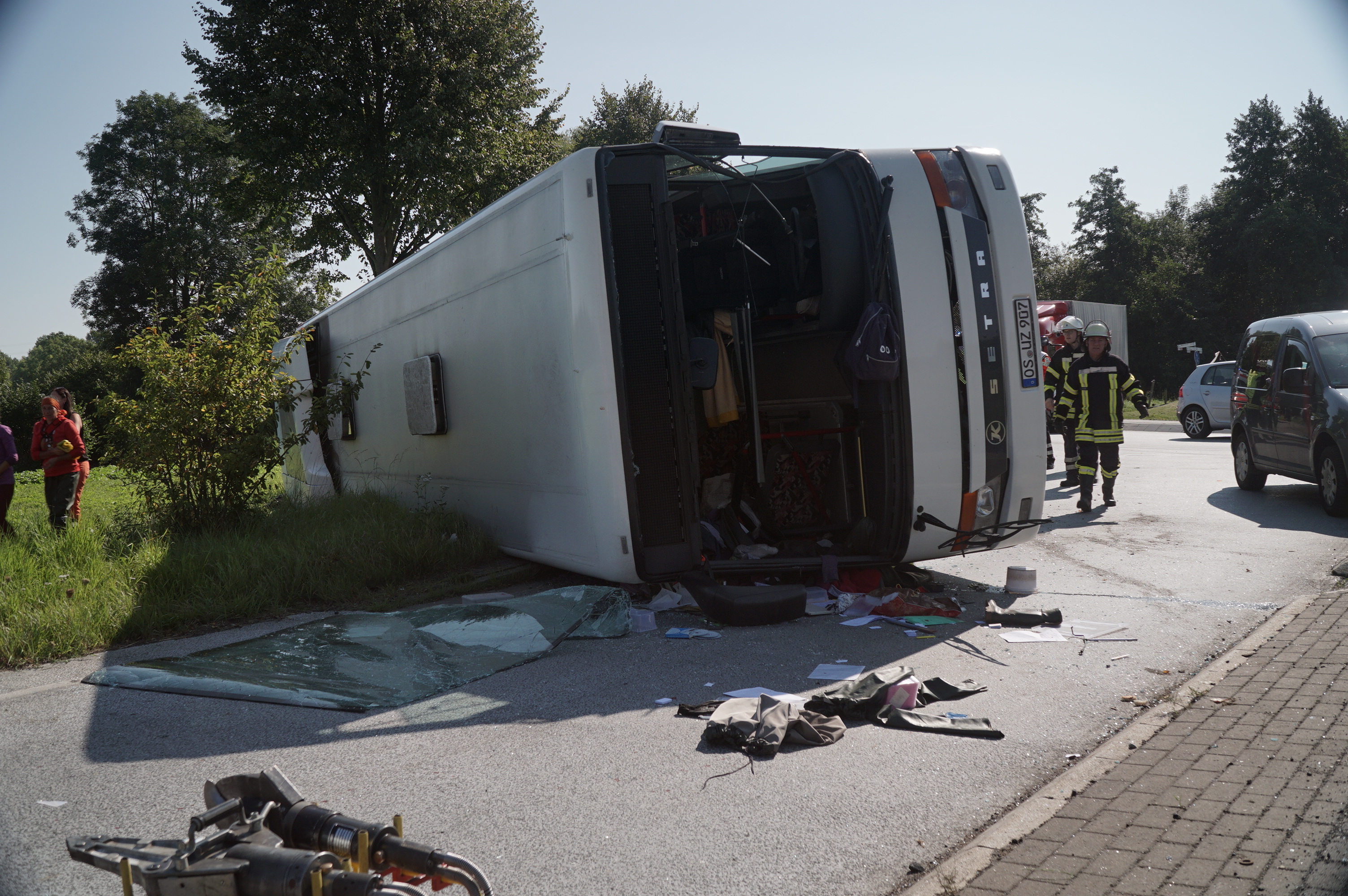 44-ма пострадаха при катастрофа на автобус в Германия