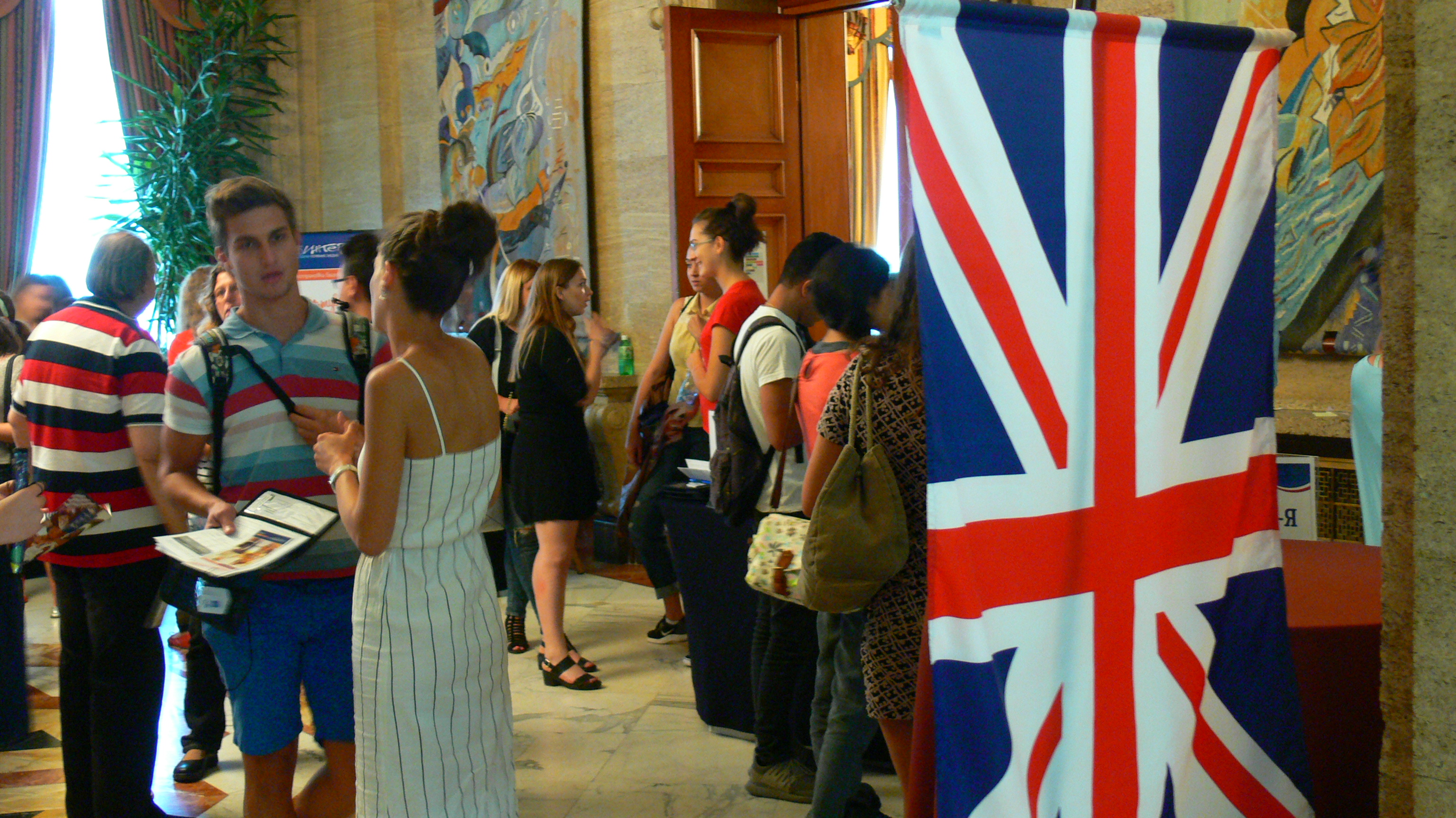 Наплив от български първокурсници в британски университети