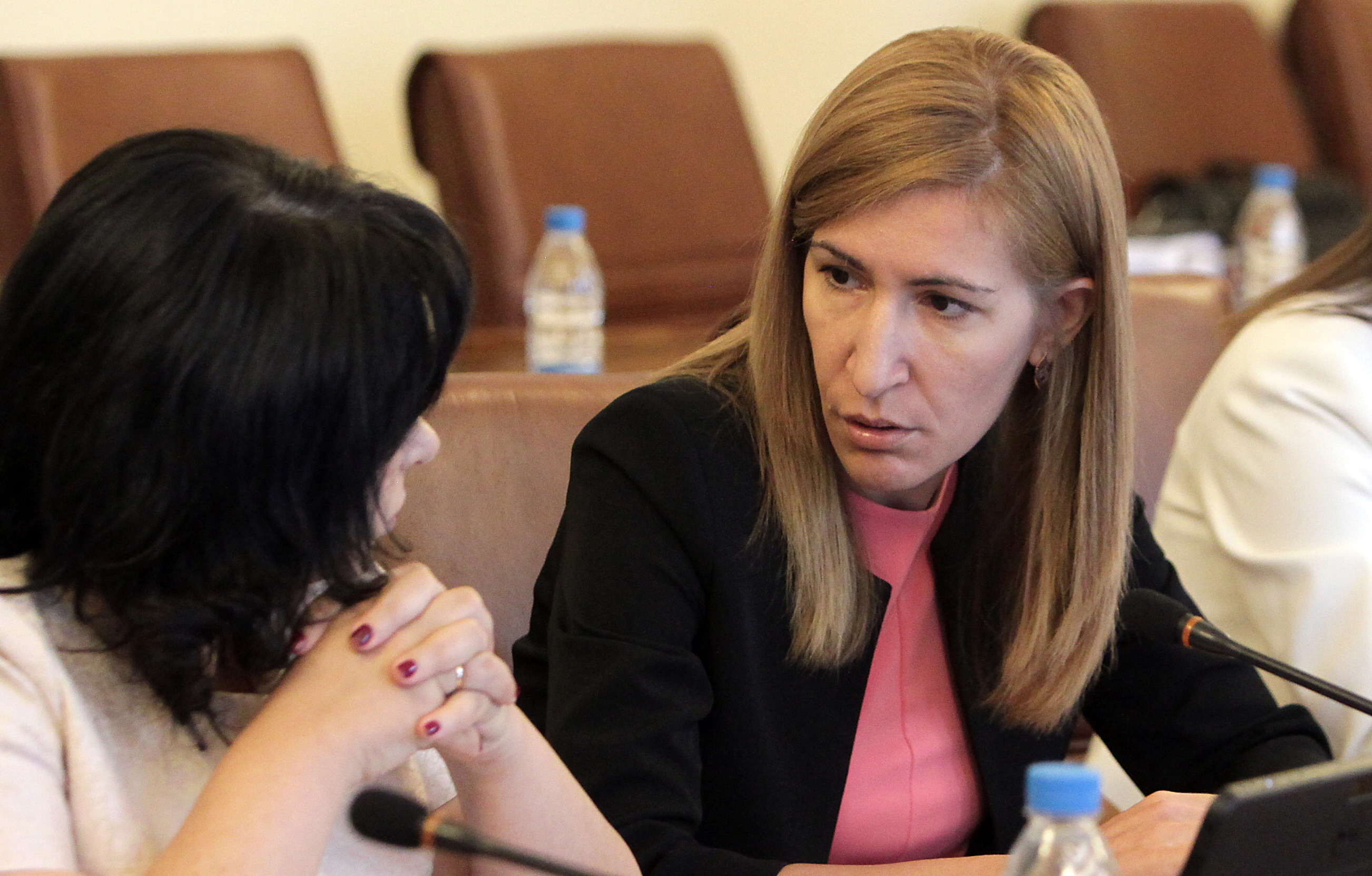 Николина Ангелкова: Нямаме проблем с коалицията
