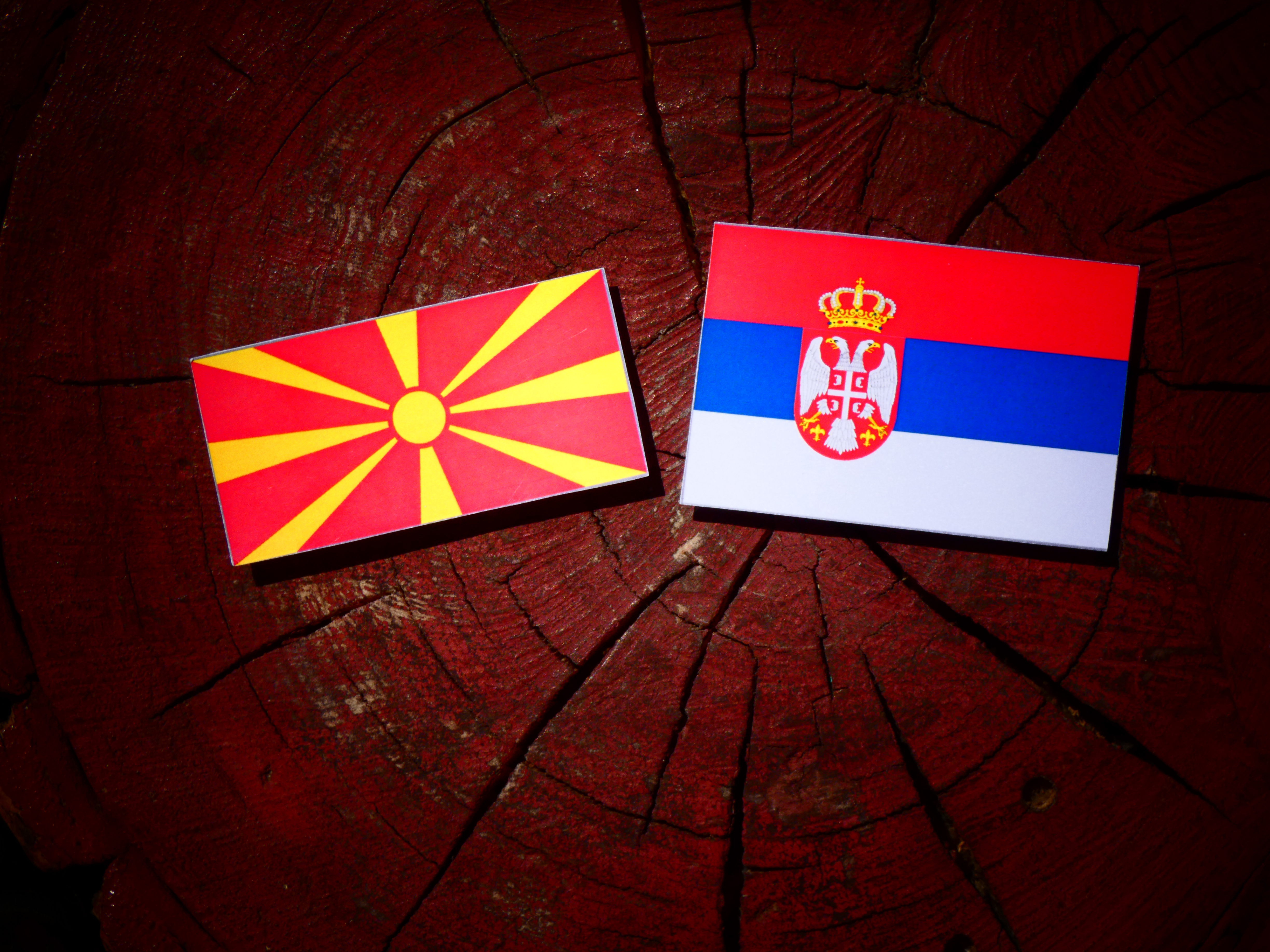 Сръбските дипломати се завръщат в Скопие след скандала