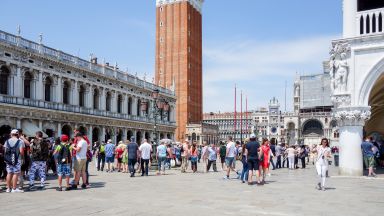 Венеция налага входна такса за туристи от май